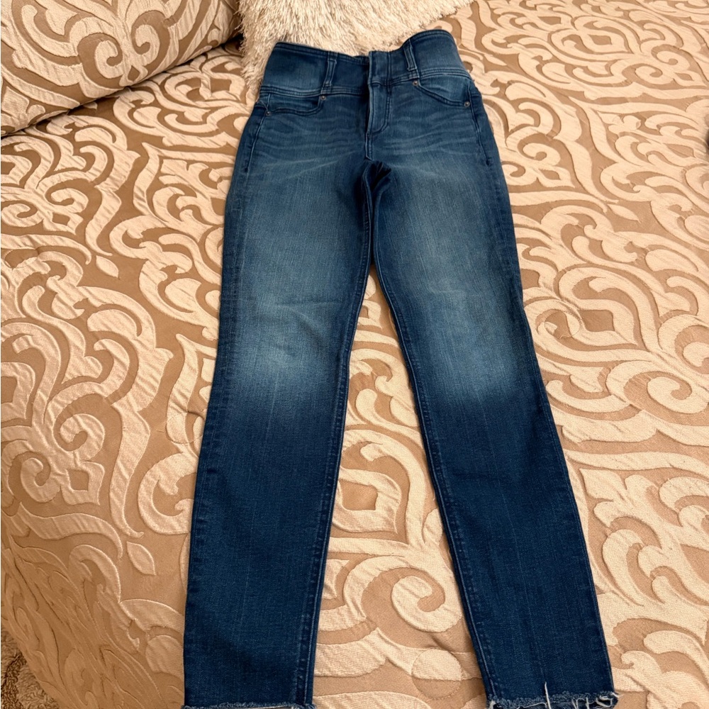 Express: super high rise Ankle leggings size 0 Regular